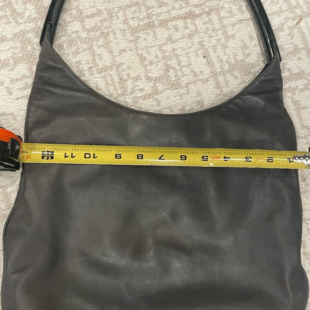Prada Elegant gray Leather Women's Bag - Picture 6 of 15